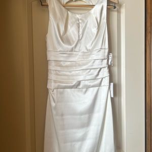 B Darlin Junior's Dress - Sleeveless, Keyhole